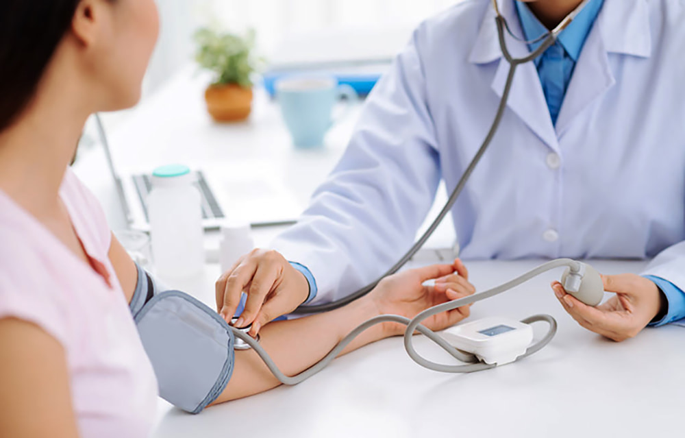 Kiểm tra sức khỏe định kỳ giúp kiểm soát huyết áp tốt hơn