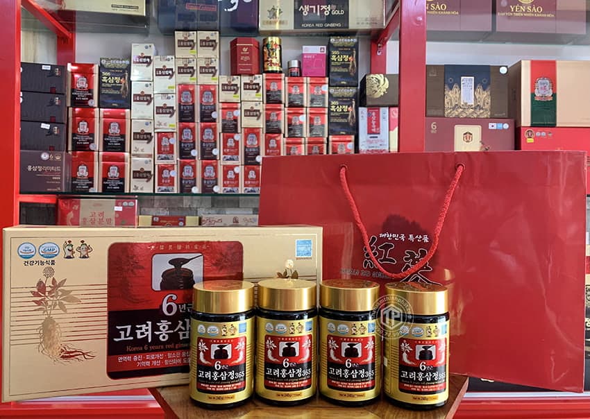 Cao hồng sâm chính hãng 365 sâm Hàn Quốc 6 năm tuổi hộp 4 lọ 240g Cao hồng sâm chính hãng 365 sâm Hàn Quốc 6 năm tuổi hộp 4 lọ 240g