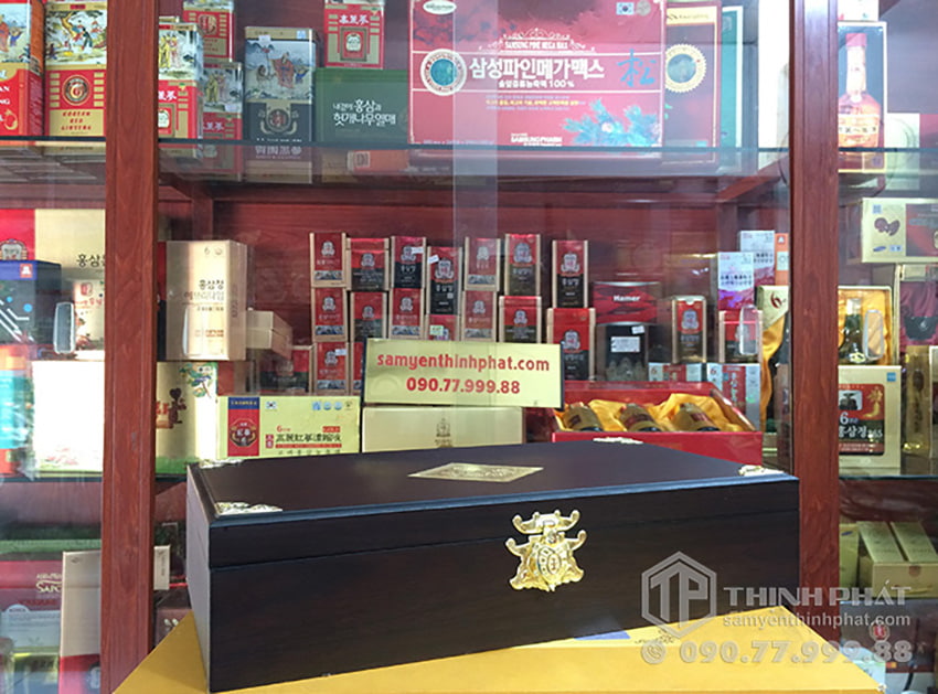 Cao hồng sâm Hàn Quốc hộp gỗ 4 lọ x 250g