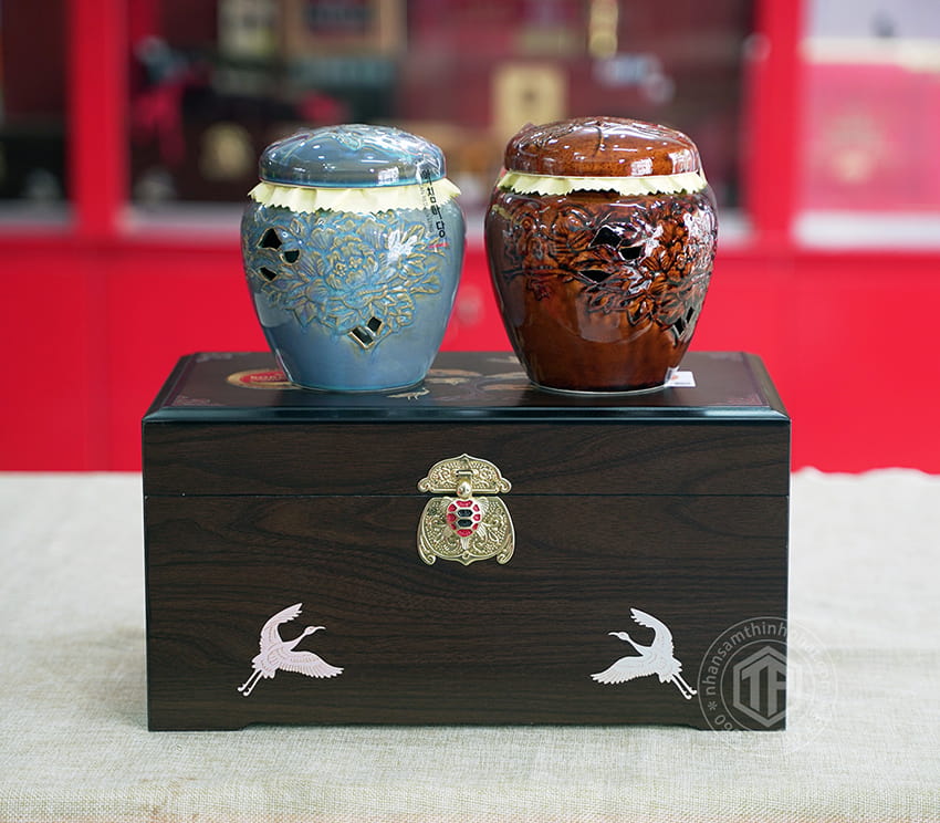 Cao hồng sâm linh chi Achimmadang chính hãng Hàn Quốc hộp 2 hũ x 500g Cao hồng sâm linh chi Achimmadang chính hãng Hàn Quốc hộp 2 hũ x 500g