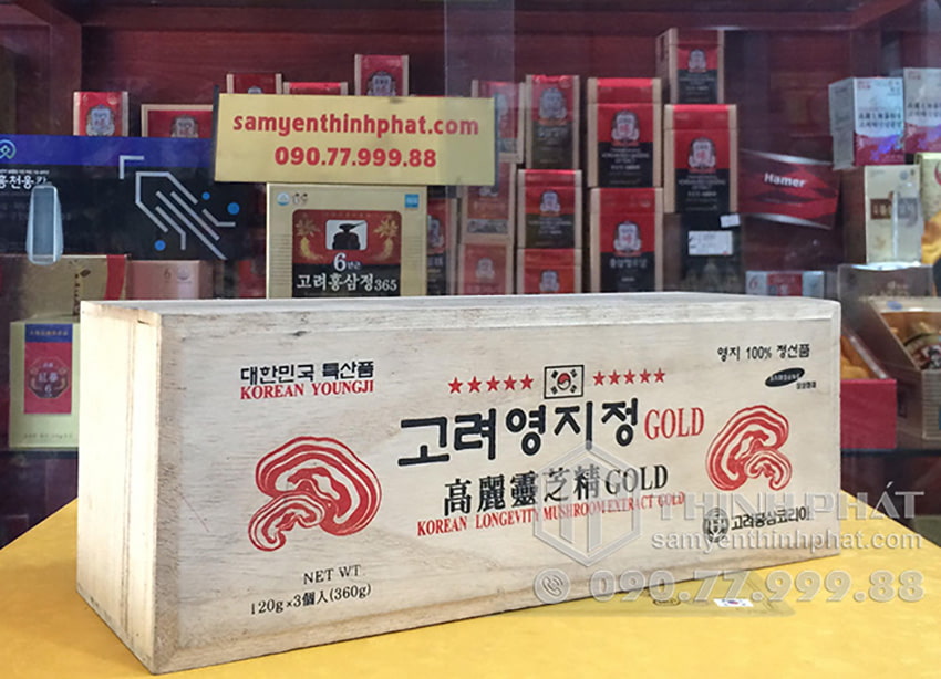 Cao linh chi sao đỏ Hàn Quốc Gold hộp gỗ 3 lọ x 120g