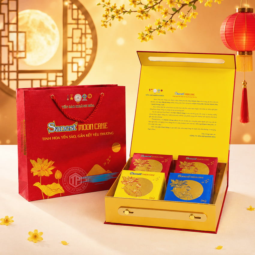 Bánh trung thu Yến Sào hộp 4 bánh x 200gr (2 thập cẩm, 2 nhân mềm)